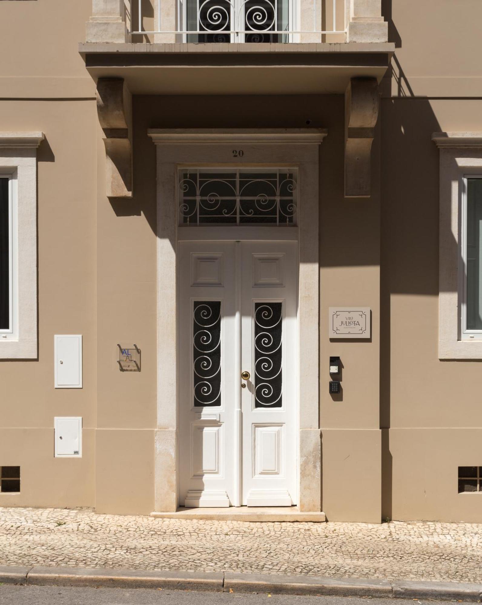 Vila Julieta Guesthouse 科英布拉 外观 照片