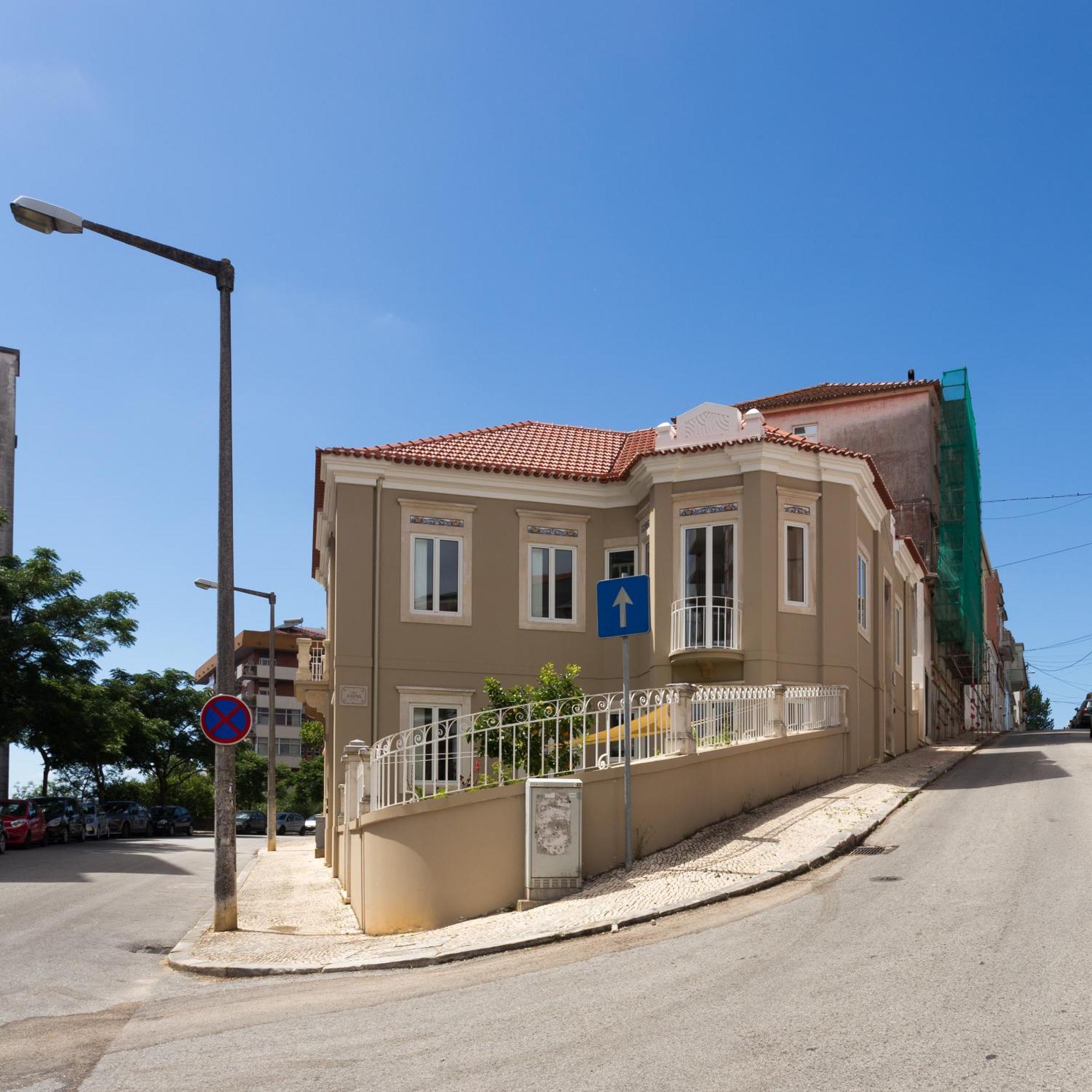 Vila Julieta Guesthouse 科英布拉 外观 照片